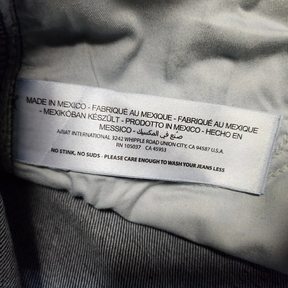Ariat Premium Italian Demin Jeans - Picture 3 of 7